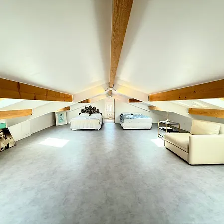 Provencale Avec Piscine Et Sauna *