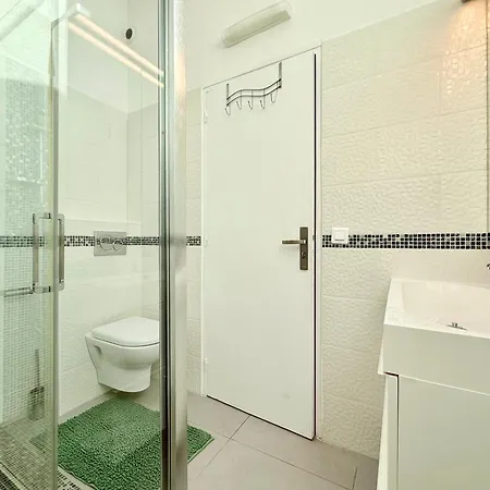Provencale Avec Piscine Et Sauna Villa