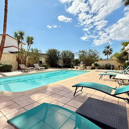 Provencale Avec Piscine Et Sauna Villa